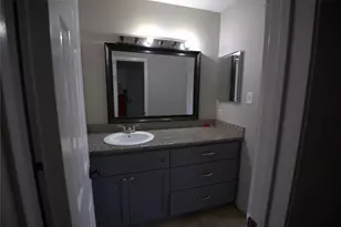 4444 Victory Dr, Houston, TX 77088 - Photo 11