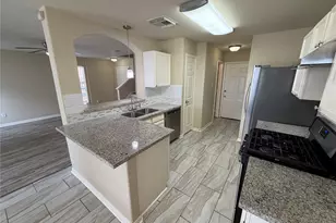 10250 Rolleston Ln, Houston, TX 77034 - Photo 9