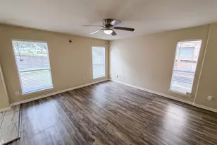 10250 Rolleston Ln, Houston, TX 77034 - Photo 7