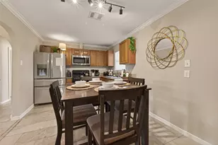 515 Ogilvie St, Houston, TX 77017 - Photo 5