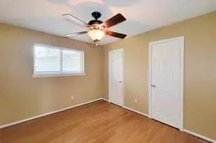 111 Azalea, Sugar Land, TX 77478 - Photo 17