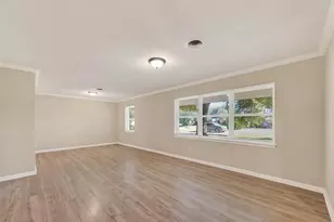 105 Longridge Dr, La Marque, TX 77568 - Photo 15