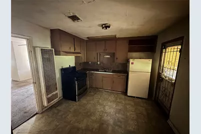 7736 Bretshire Drive, Houston, TX 77016 - Photo 9