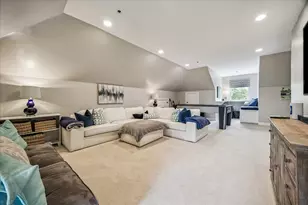 8614 Westview Dr, Houston, TX 77055 - Photo 37