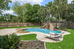 8614 Westview Dr, Houston, TX 77055 - Photo 43