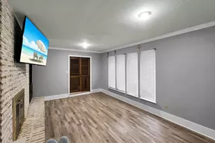 829 S Van Ostrand Ave, Winnie, TX 77665 - Photo 21