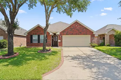 2614 Royal Thistle Drive, Houston, TX 77088 - Photo 1