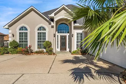 98 Victoria Drive W, Montgomery, TX 77356 - Photo 1