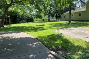 701 August St, El Campo, TX 77437 - Photo 35