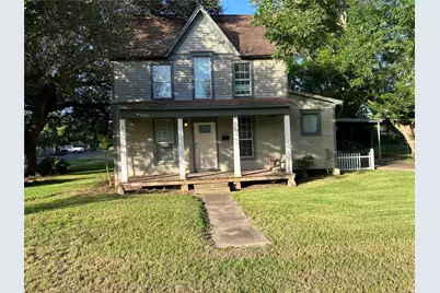 701 August Street, El Campo, TX 77437 - Photo 1
