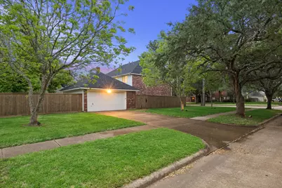 4419 Three Rivers Drive, Sugar Land, TX 77478 - Photo 29