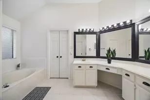4419 3 Rivers Dr, Sugar Land, TX 77478 - Photo 19