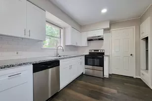 1803 Cypress Dr, Richmond, TX 77469 - Photo 19