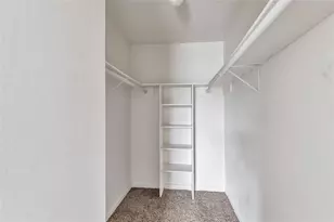 8100 Creekbend Dr, Houston, TX 77071 - Photo 15