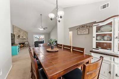 43 Country Forest Court, The Woodlands, TX 77380 - Photo 9