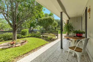 107 Hyacinth St, Lake Jackson, TX 77566 - Photo 13