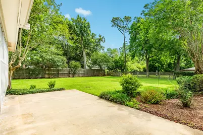 107 Hyacinth Street, Lake Jackson, TX 77566 - Photo 35
