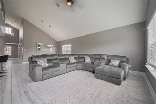 2019 Louetta Mist Dr, Spring, TX 77388 - Photo 9