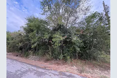 8422 W 1st Street, Needville, TX 77461 - Photo 1