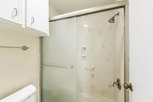 105 W Wildwinn Dr, Alvin, TX 77511 - Photo 27