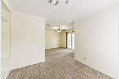 105 W Wildwinn Drive, Alvin, TX 77511 - Photo 23