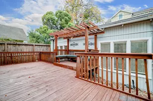 827 Le Green St, Houston, TX 77008 - Photo 19