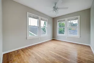 827 Le Green St, Houston, TX 77008 - Photo 15