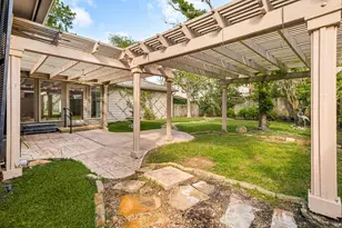 1518 Fall Wood Dr, Sugar Land, TX 77479 - Photo 31