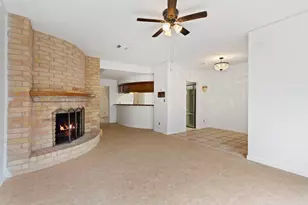 10728 Briar Forest Dr, Houston, TX 77042 - Photo 15
