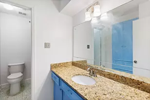 10728 Briar Forest Dr, Houston, TX 77042 - Photo 23