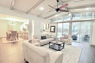 10307 Willowgrove Dr, Houston, TX 77035 - Photo 9