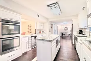 10307 Willowgrove Dr, Houston, TX 77035 - Photo 3