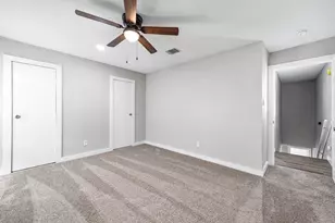 4618 W Orange St, Pearland, TX 77581 - Photo 17