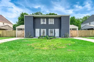 4618 W Orange St, Pearland, TX 77581 - Photo 1