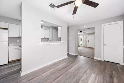 4618 W Orange Street, Pearland, TX 77581 - Photo 7