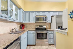 3627 Wakeforest St, Houston, TX 77098 - Photo 3