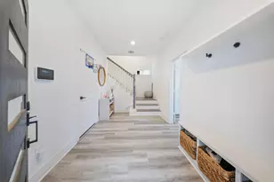 1102 Paul Quinn St, Houston, TX 77091 - Photo 3