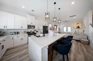 1102 Paul Quinn St, Houston, TX 77091 - Photo 5