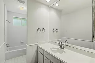 16007 Fathom Ln, Houston, TX 77062 - Photo 19