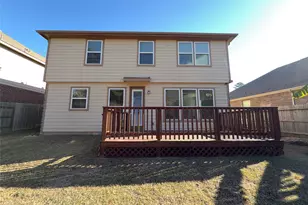 2024 Elkington Cir, Conroe, TX 77304 - Photo 5