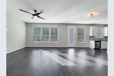 2024 Elkington Circle, Conroe, TX 77304 - Photo 3