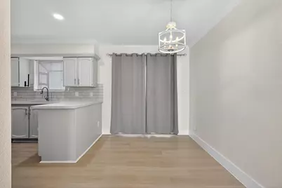 1221 Cedar Post Lane #4D, Houston, TX 77055 - Photo 5