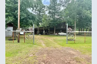 128 Wood Haven, Livingston, TX 77351 - Photo 1