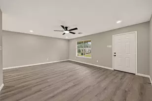 8630 Valley Meadow Dr, Houston, TX 77078 - Photo 3