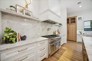 830 Azalea St, Houston, TX 77018 - Photo 13