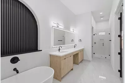1510 Tralle Street, Houston, TX 77020 - Photo 13