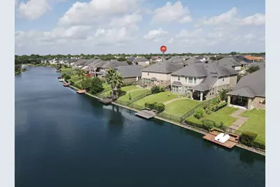 3935 Amalfi Shores Court, Missouri City, TX 77459 - Photo 3