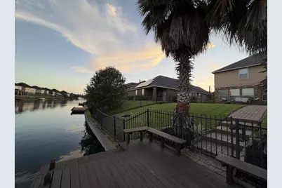 3935 Amalfi Shores Court, Missouri City, TX 77459 - Photo 13