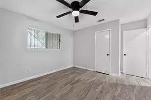 15414 Bow Ln, Houston, TX 77053 - Photo 17