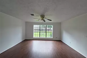 2827 Lake Colony Dr, Missouri City, TX 77459 - Photo 15